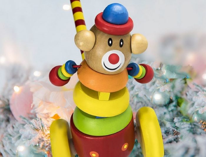 jouets en bois : pourquoi offrir un joujou traditionnel en bois ?