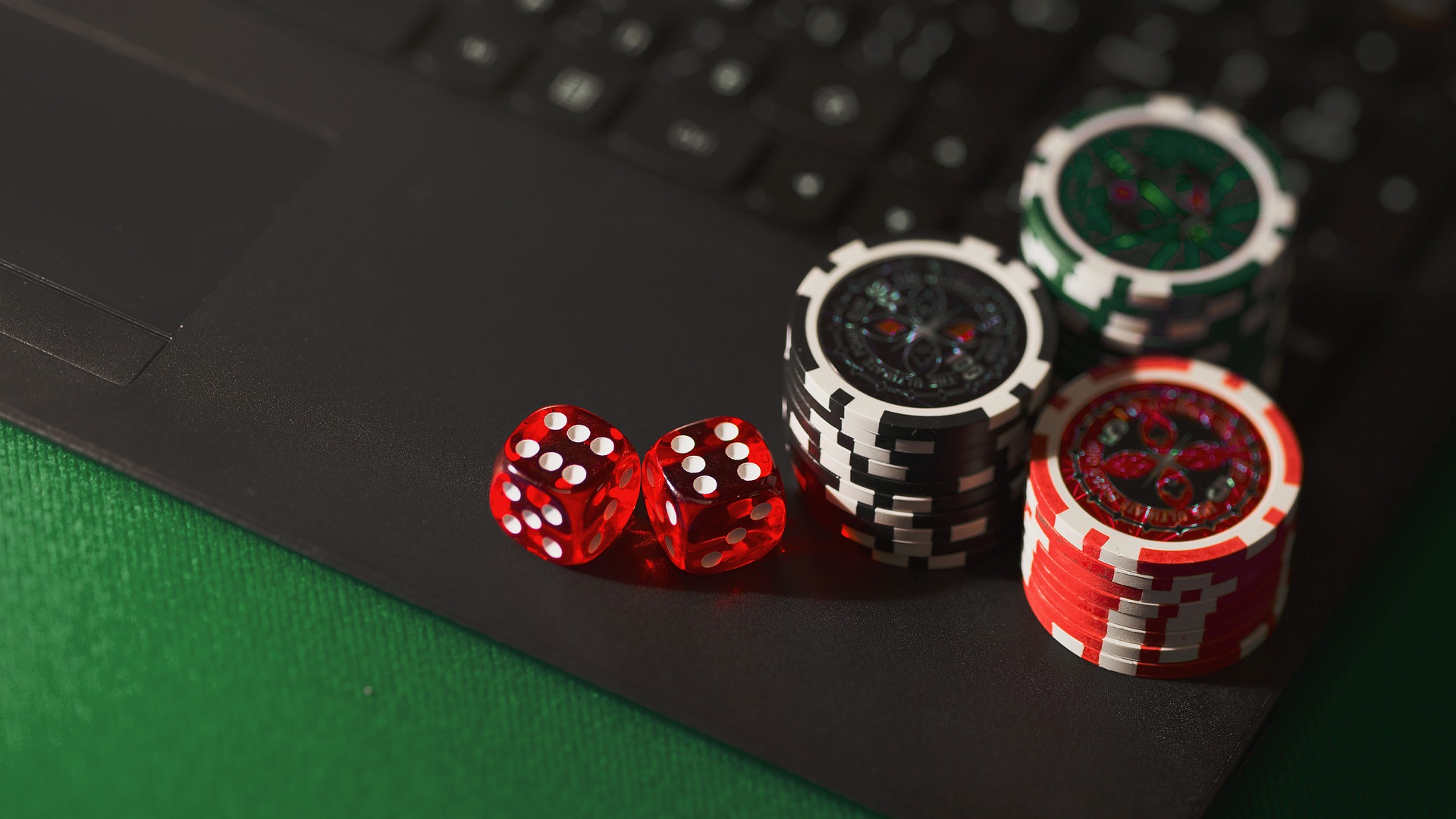 Casino en ligne fiable : le rôle essentiel des comparateurs des sites de casinos virtuels