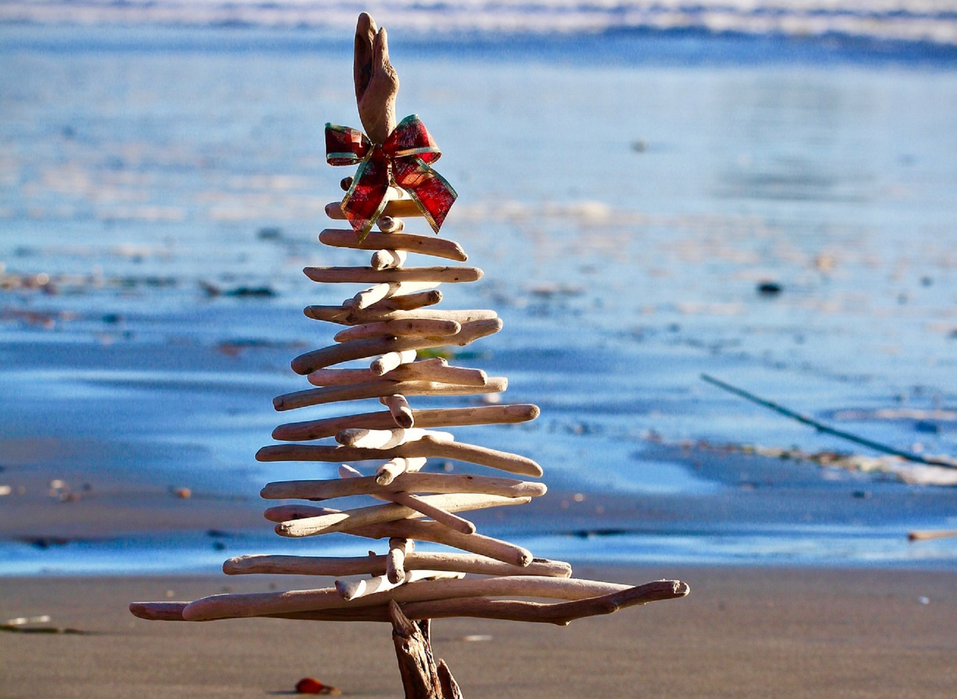 Sapin en bois : les avantages de l'arbre de Noël en bois